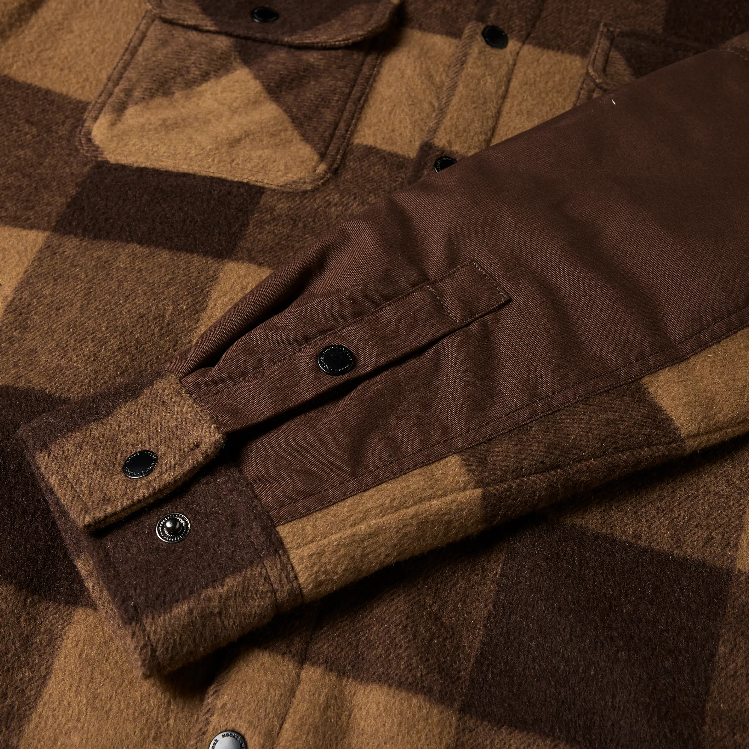 M's Canadian Insulated Shirt - Image 6